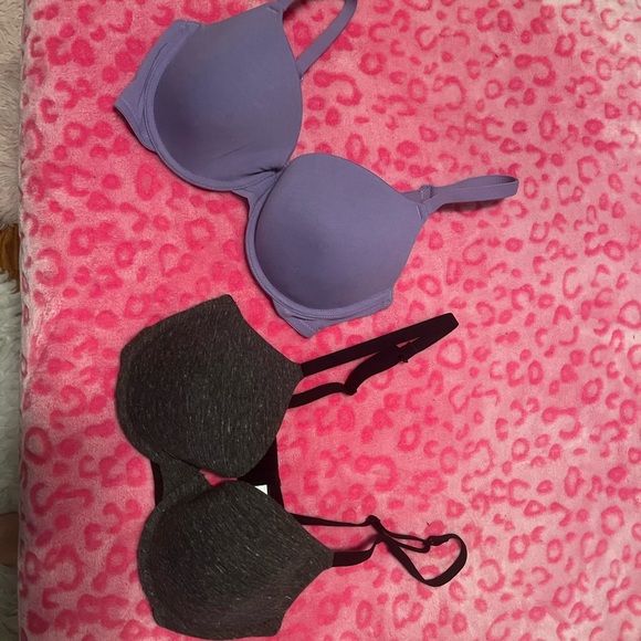 Bras - Picture 3 of 5